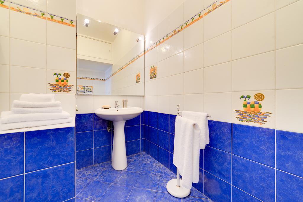 Via Dei Serpenti Appartement